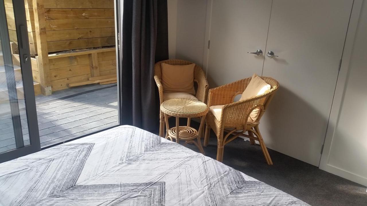 Edgehill - Semi Self-Contained Eco Friendly Home 陶朗加 外观 照片